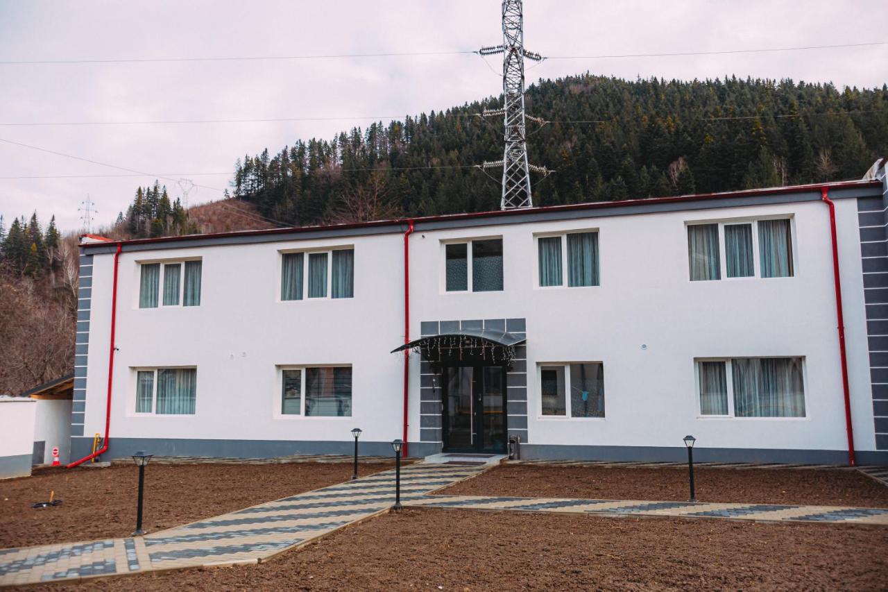 Motel Piatra Corbului Биказ Екстериор снимка