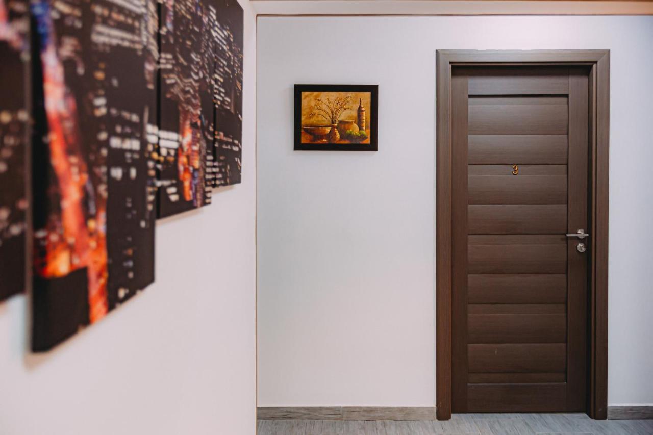 Motel Piatra Corbului Биказ Екстериор снимка