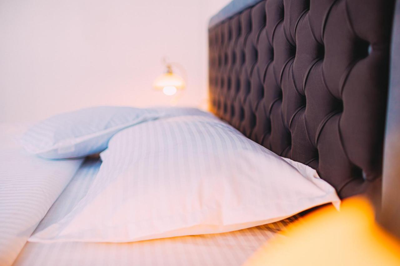 Motel Piatra Corbului Биказ Екстериор снимка